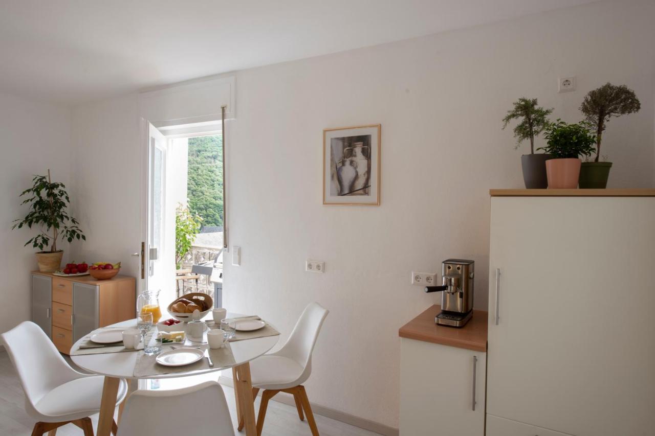 Ferienwohnung Burgblick Coraidelstein คล็อตเทน ภายนอก รูปภาพ